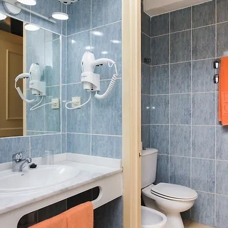 Appartement Palm Garden 1 *