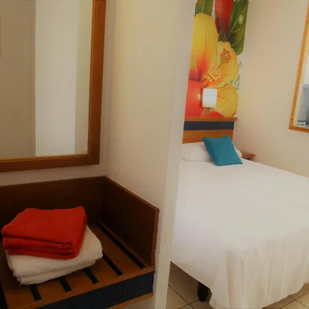 Appartement Palm Garden 1 *